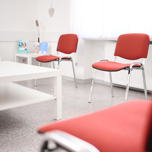 praeventionsmedizin-muensterland-koelsch- 20260701-designery-ko-lsch-gronau-wartezimmer-38852
